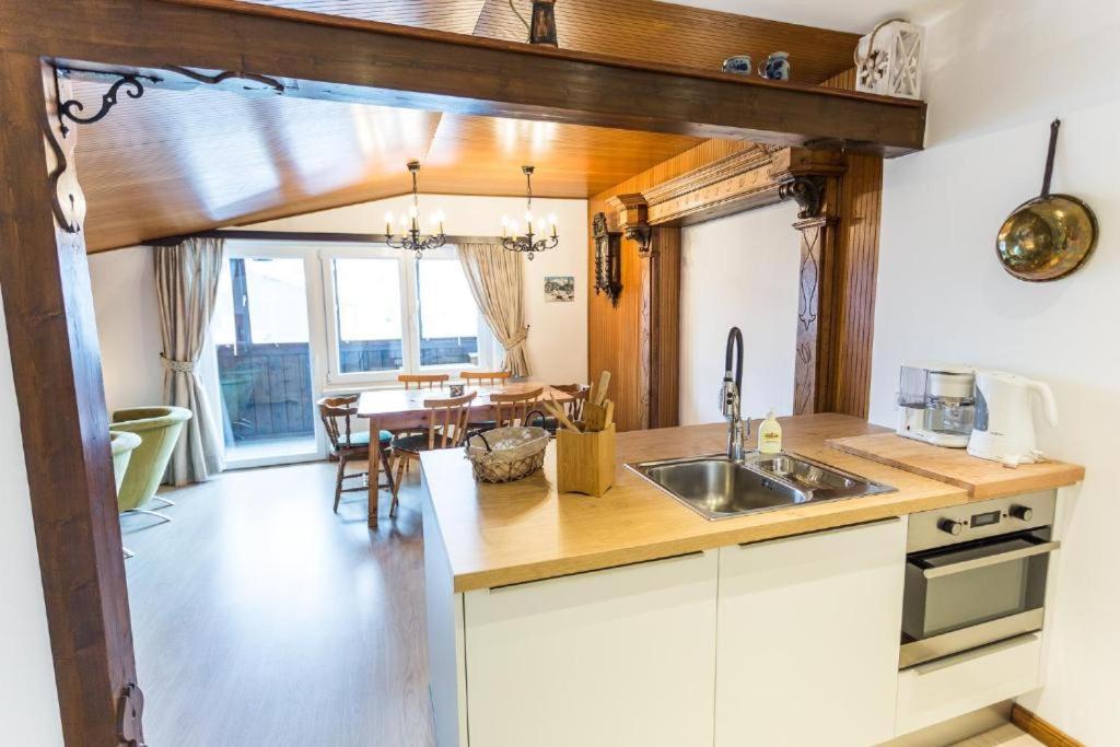 Appartement Rosimo By Monicare Ζέεφελντ Εξωτερικό φωτογραφία
