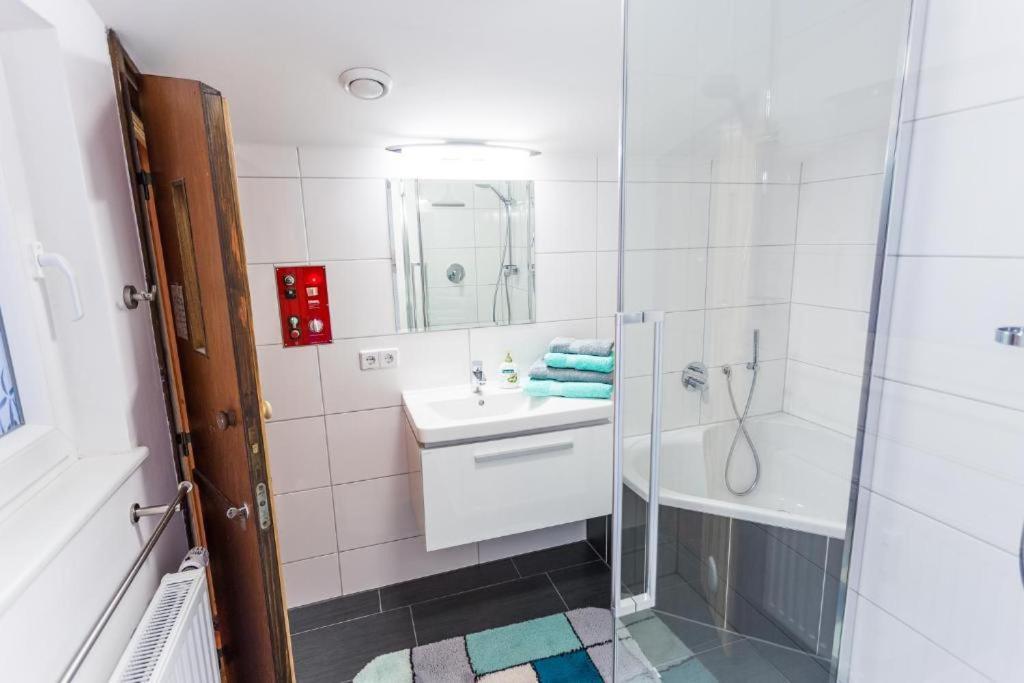 Appartement Rosimo By Monicare Ζέεφελντ Εξωτερικό φωτογραφία